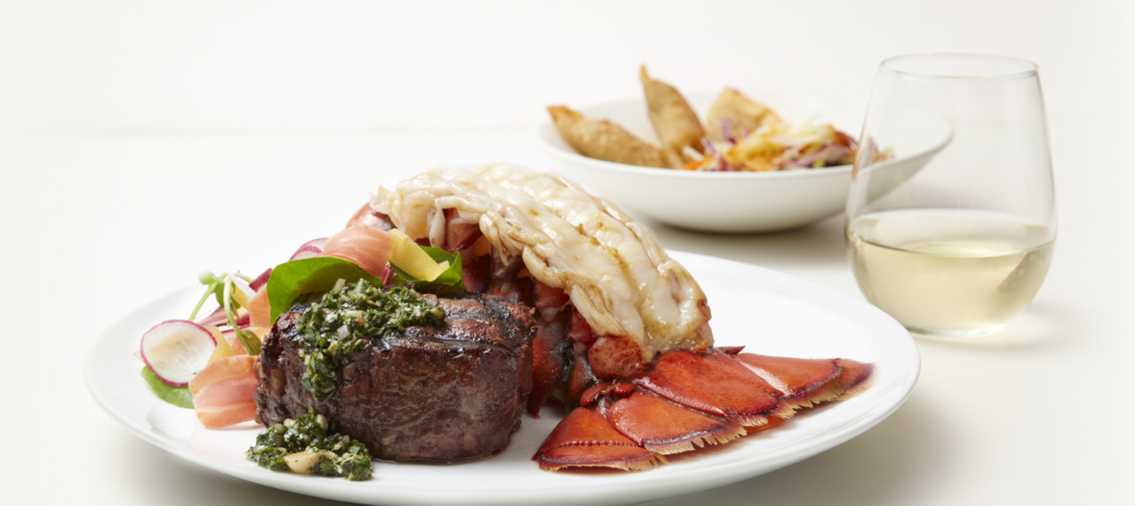 Roys-Filet-and-lobster